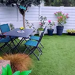 Mon Coin De Paradis * סן ז'אן דה מון